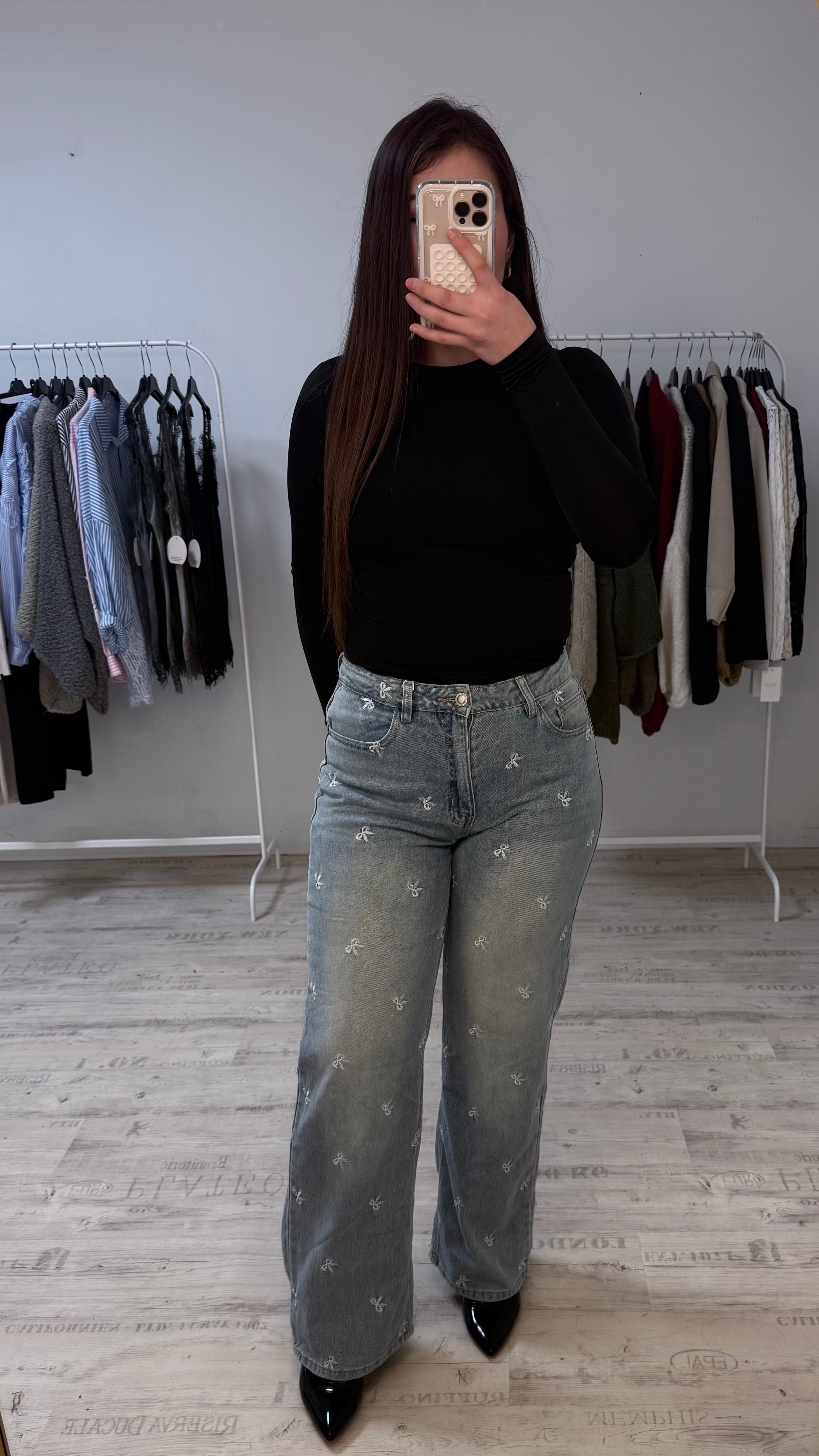 ELYA  -  Jeans Hose mit weißen Schleifen