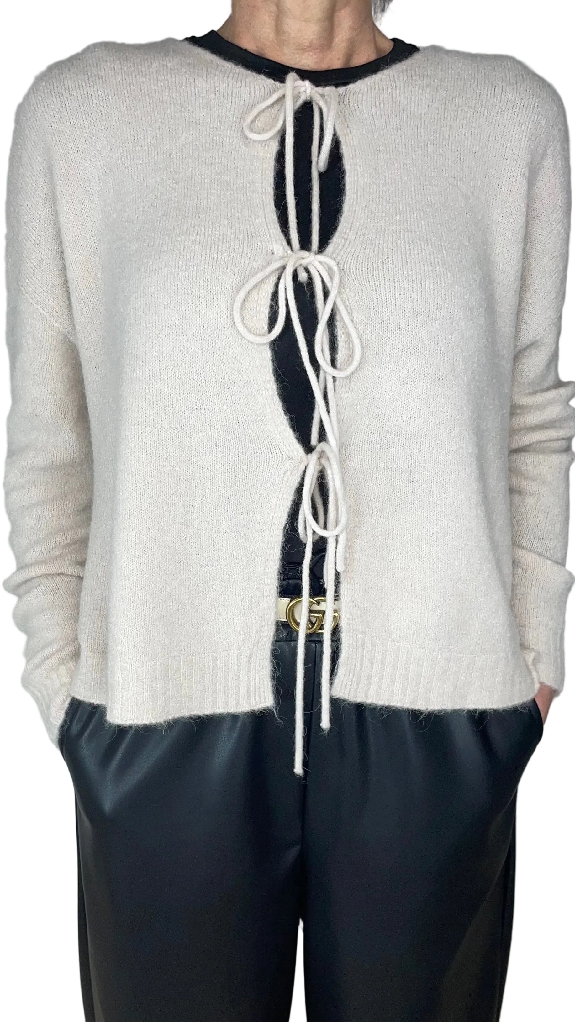 MILA - Strickjacke/Cardigan mit Vorderverschluss und Bindeband