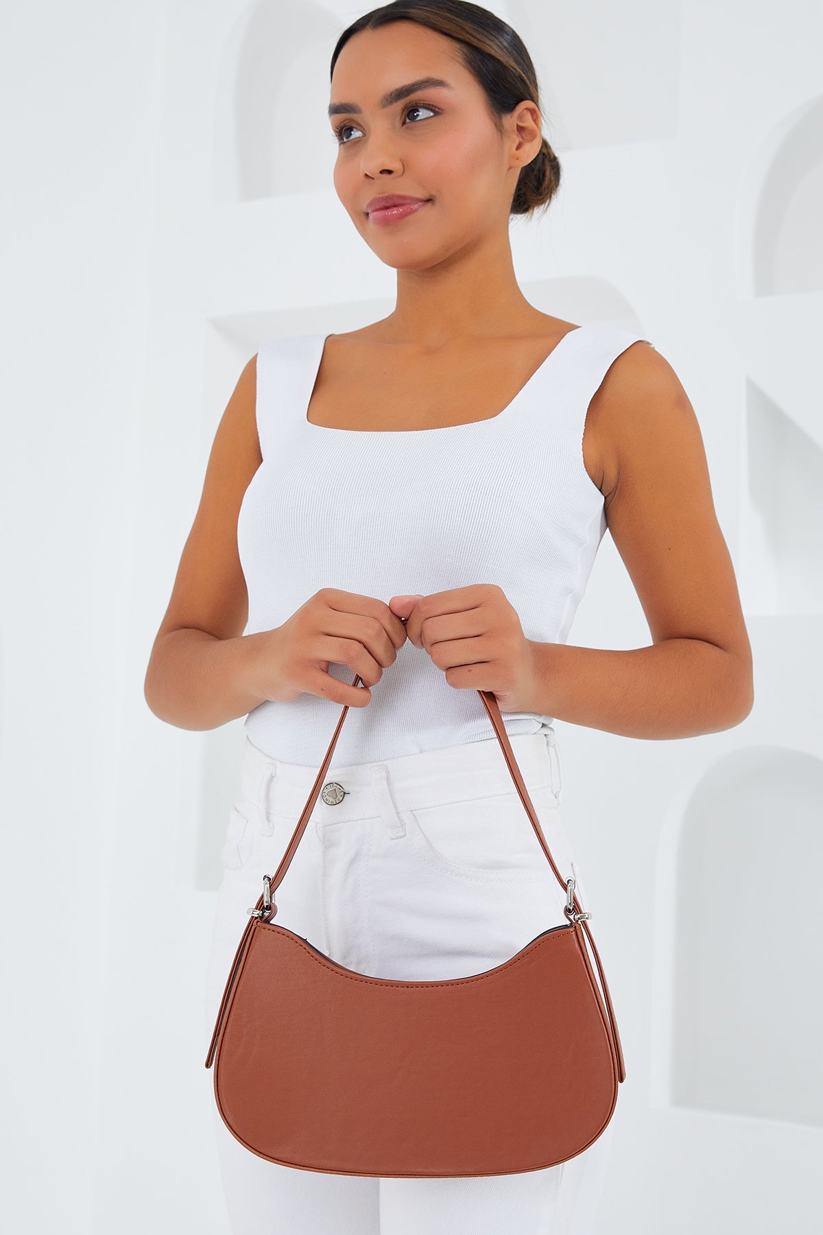 FLORIA - Schlichte Schultertasche Braun