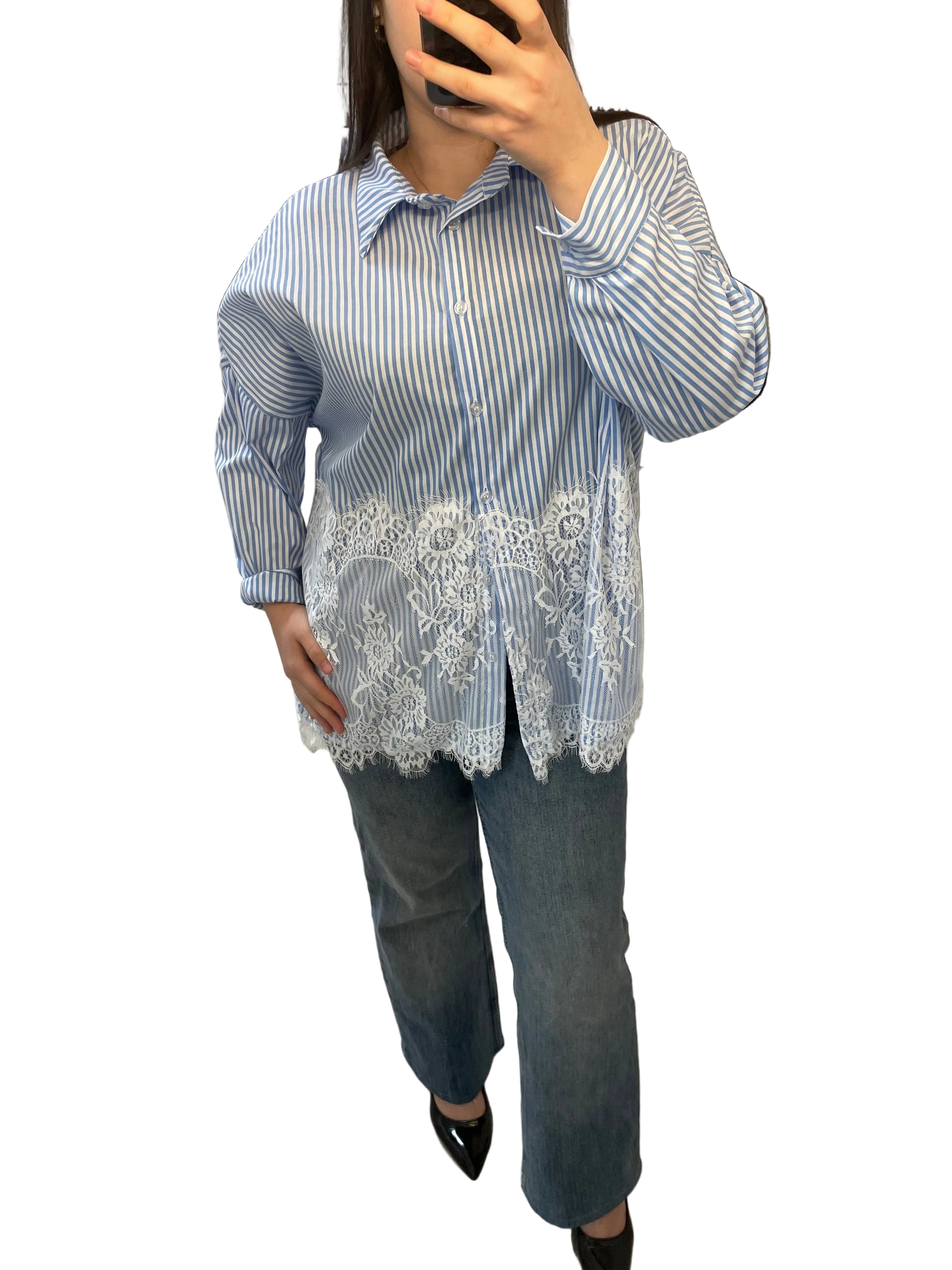 MIRA - Bluse mit Spitze