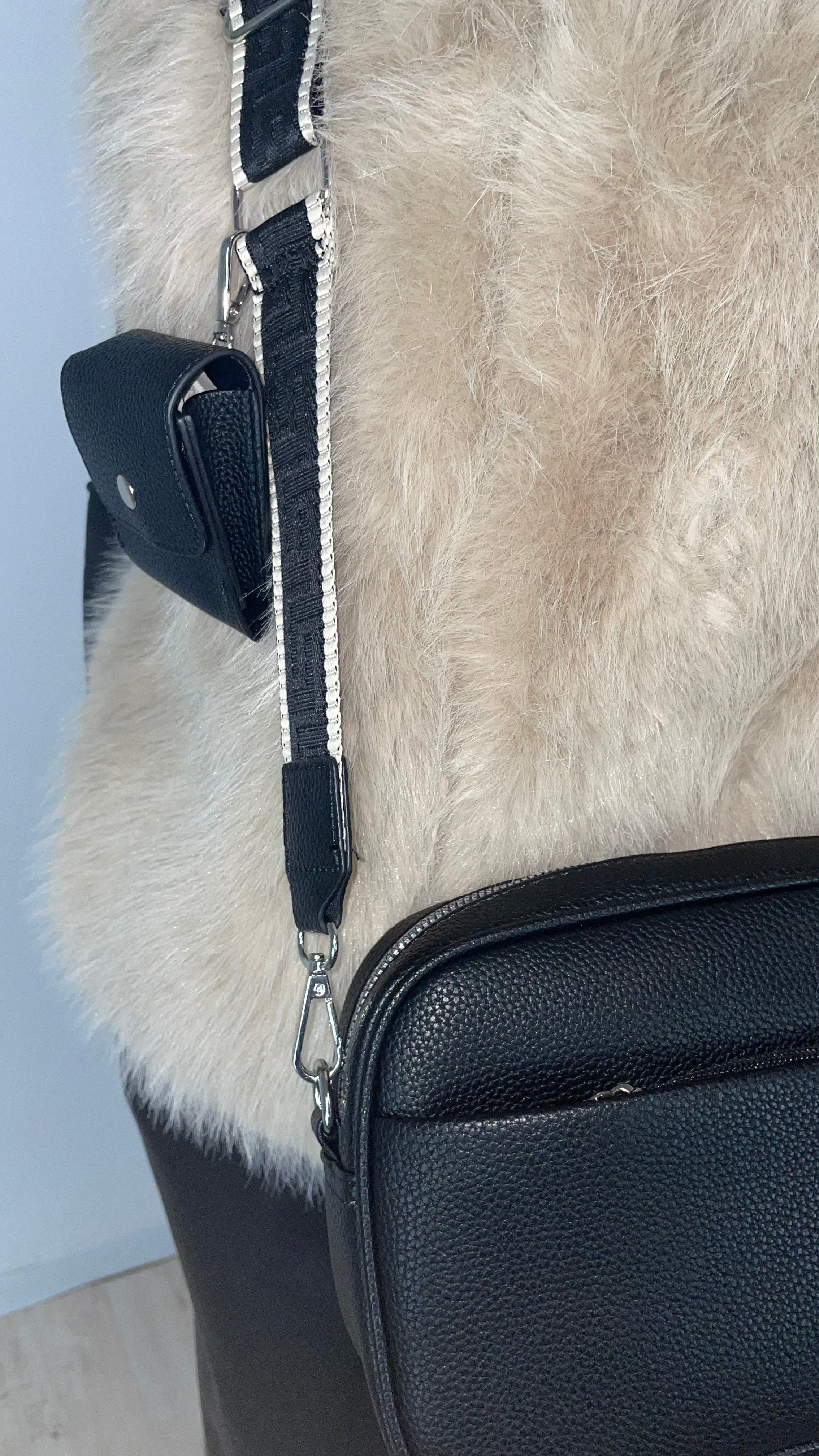 MONO - Umhängetasche